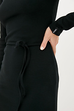 Трикотажное облегающее платье миди в рубчик черного цвета с длинными рукавами Garne 3039579 фото №4