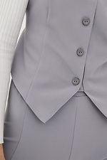Короткий деловой жилет из костюмки серого цвета Garne 3039589 фото №4