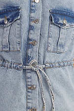 Damska jeansowa kamizelka bez rękawów z obniżonym ramieniem i sznurkiem w talii  4014595 zdjęcie №4