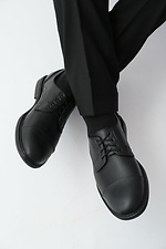 Шкіряні класичні туфлі чорного кольору  4205602 фото №3