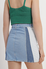 Krótka, wielobarwna, jeansowa spódniczka mini w figurę  4014605 zdjęcie №3