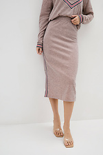 Knitted midi skirt below the knee with back slit and side stripes Garne 3039606 photo №1