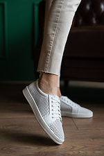 Women's leather platform perforated sneakers  8018611 photo №1