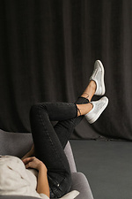 Perforierte Damen-Sneakers aus Leder mit Plateausohle  8018611 Foto №7