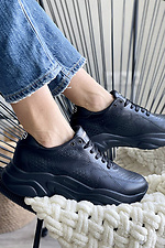 Жіночі шкіряні кросівки чорного кольору на платформі  8018616 фото №6