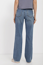 High-rise blue jeans with a rip  4014621 photo №3