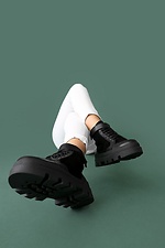 Високі демісезонні черевики на платформі із чорної шкіри  4205622 фото №4