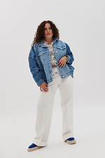 Комбинированная женская джинсовая куртка оверсайз с отложным воротником  4014626 фото №8