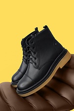 Hohe Plateaustiefel aus schwarzem Leder  4205626 Foto №1