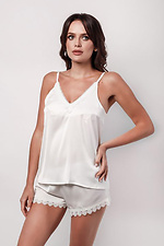 Белая шелковая пижама на лето с шортами и майкой L'amore 4026637 фото №1
