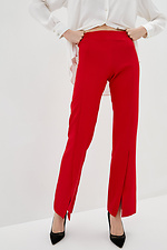 Красный деловой костюм двойка: брюки с разрезами, короткий жилет Garne 3033639 фото №5