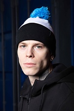 Напівшерстяна зимова шапка з помпоном та відворотом Custom Wear 8025643 фото №1