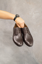 Мужские классические туфли из натуральной кожи коричневого цвета  8018648 фото №4