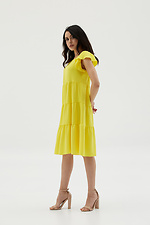Тонкое желтое платье разлетайка с рюшей на рукавах Garne 3038661 фото №2