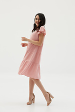 Schmales rosafarbenes Kleid mit Rüschen an den Ärmeln Garne 3038663 Foto №2