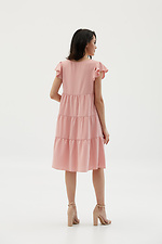 Schmales rosafarbenes Kleid mit Rüschen an den Ärmeln Garne 3038663 Foto №3