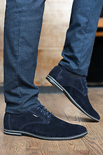 Мужские классические туфли из натуральной замши синего цвета  8018684 фото №4