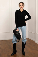 Schwarzer Damenstrickpullover mit Kragen  4038689 Foto №3