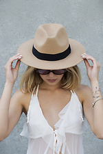 Women's Fedora Hat With Ribbon Beige Without 8049693 photo №4