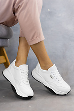 Белые кожаные кроссовки женские для города 8018701 фото №3