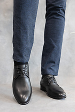 Черные классические туфли мужские из натуральной кожи 8018717 фото №2