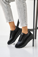 Spring women's sneakers made of genuine leather in black  8019724 photo №1
