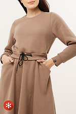 Теплое трикотажное платье KLASNE2 на флисе с широкой юбкой и карманами Garne 3039735 фото №6