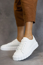 White women's sneakers made of genuine leather for every day  8018737 photo №1