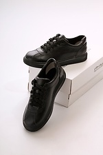 Półsezonowe sneakersy damskie wykonane z czarnej skóry naturalnej  4205739 zdjęcie №1