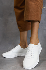 Кожаные кроссовки для города в белом цвете 8018741 фото №2