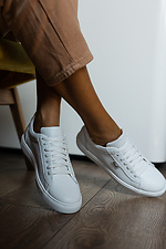 Weiße Ledersneaker für Damen  8018750 Foto №2