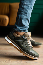 Чоловічі шкіряні кросівки зеленого кольору на шнурках  8018759 фото №1