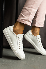 White leather sneakers for the city  8018772 photo №1