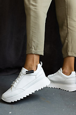 Кожаные белые кроссовки для города  8018794 фото №8