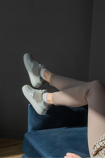 Wiosenne sneakersy damskie wykonane z naturalnego zamszu ze skórzanymi wstawkami  4205843 zdjęcie №6