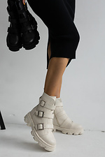 Теплые кожаные осенние ботинки на байке черные с пряжками 8018846 фото №3