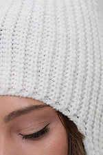 White knitted women's hat-scarf 4038877 photo №5
