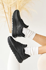 Schwarze Damen-Wintersneaker aus Leder mit Fell 8019908 Foto №9