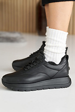 Schwarze Damen-Wintersneaker aus Leder mit Fell 8019908 Foto №15