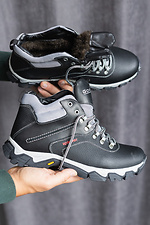 Чорні шкіряні кросівки на зиму з хутром  8018919 фото №2