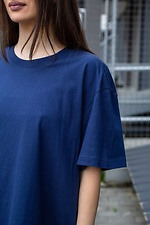 Длинная оверсайз футболка для девушки хлопковая синего цвета Without 8042921 фото №2