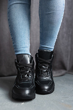 Утепленные кожаные кроссовки черного цвета 8018928 фото №4