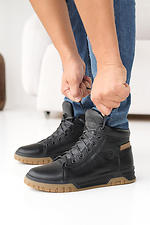 Męskie zimowe sneakersy skórzane w kolorze czarno-beżowym z futerkiem.  8019929 zdjęcie №4