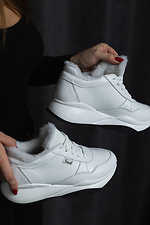 White leather sneakers for the winter  8018932 photo №2