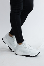 Белые кожаные кроссовки на зиму  8018932 фото №6