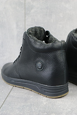 Мужские зимние ботинки из натуральной кожи черного цвета 8018941 фото №2