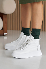 Damskie skórzane buty zimowe w kolorze białym  8019959 zdjęcie №2