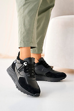 Damskie zimowe sneakersy skórzane w kolorze czarnym z futerkiem.  8019972 zdjęcie №2