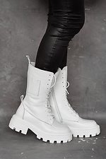 Білі високі черевики зі шкіри на масивній платформі  8018975 фото №2