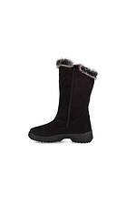 Hohe Damenstiefel auf der Membran mit Fell Forester 4202976 Foto №2